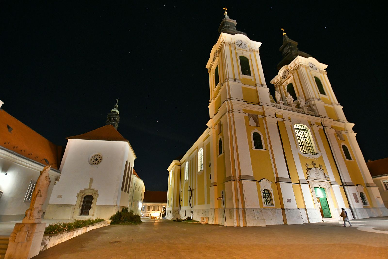 Mindenszentek napi ünnepi szentmise a Bazilikában